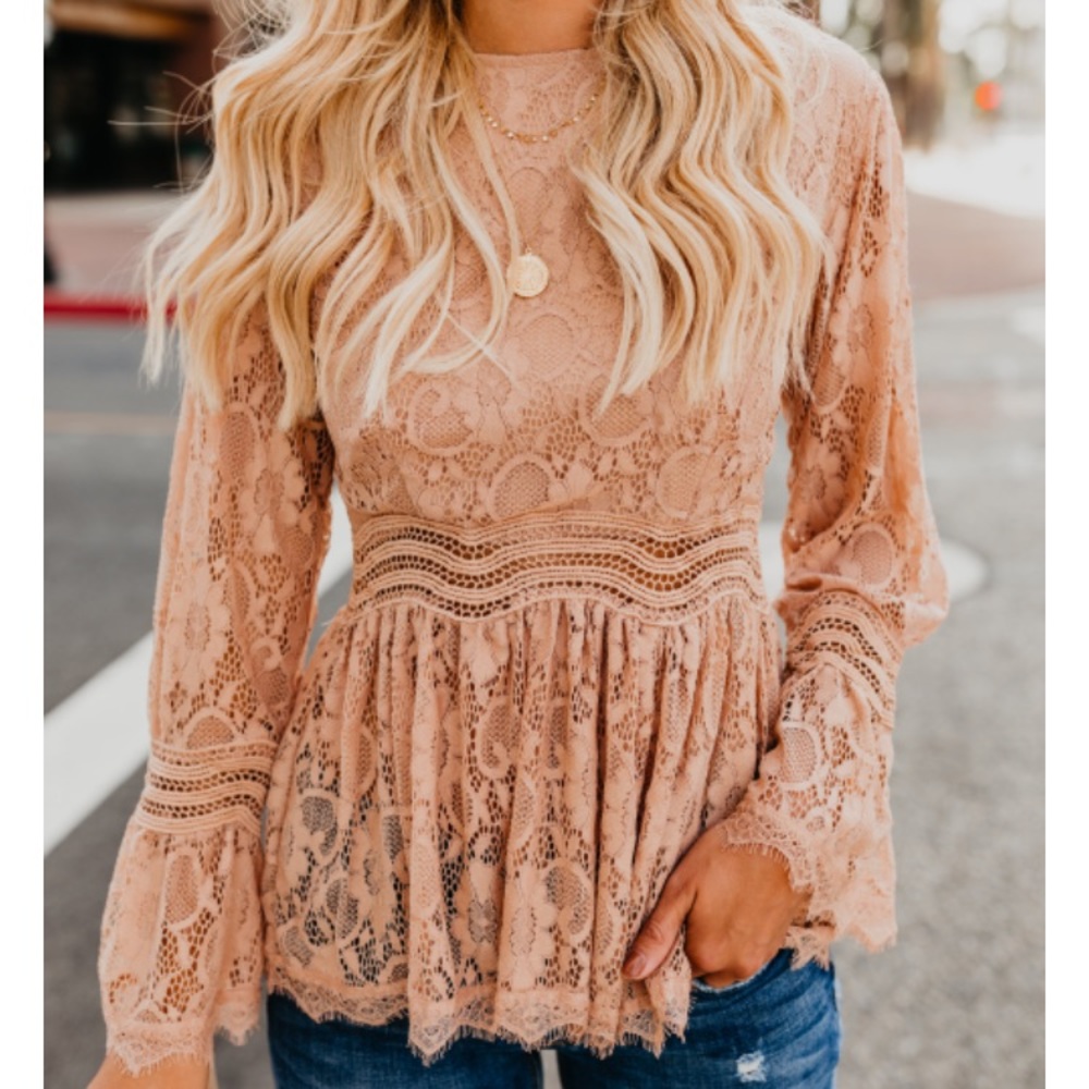 NWT Vici Dolls Lace Peplum Top